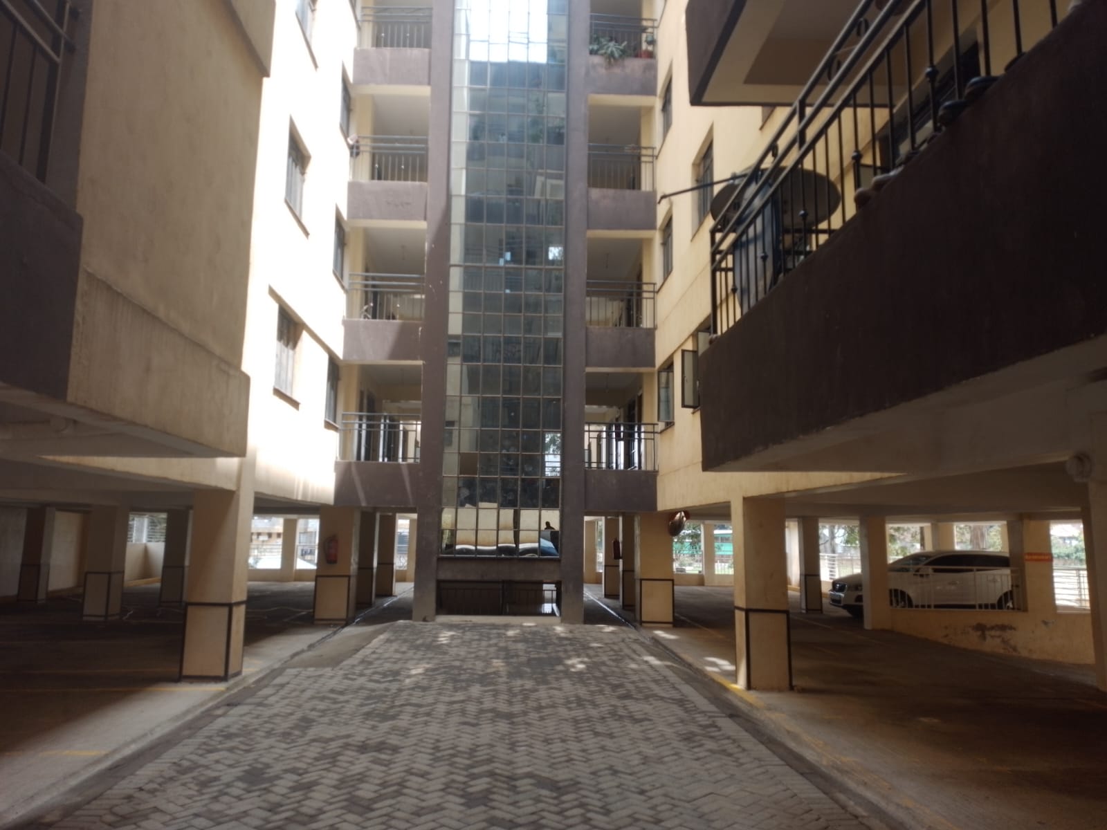 3 Bedroom Apartment Naivasha Road